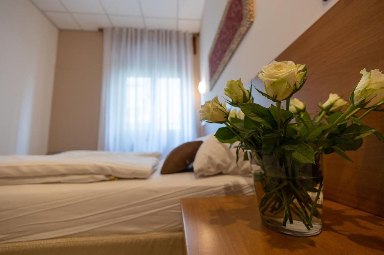 La Mimosa Lazise Hotell Eksteriør bilde