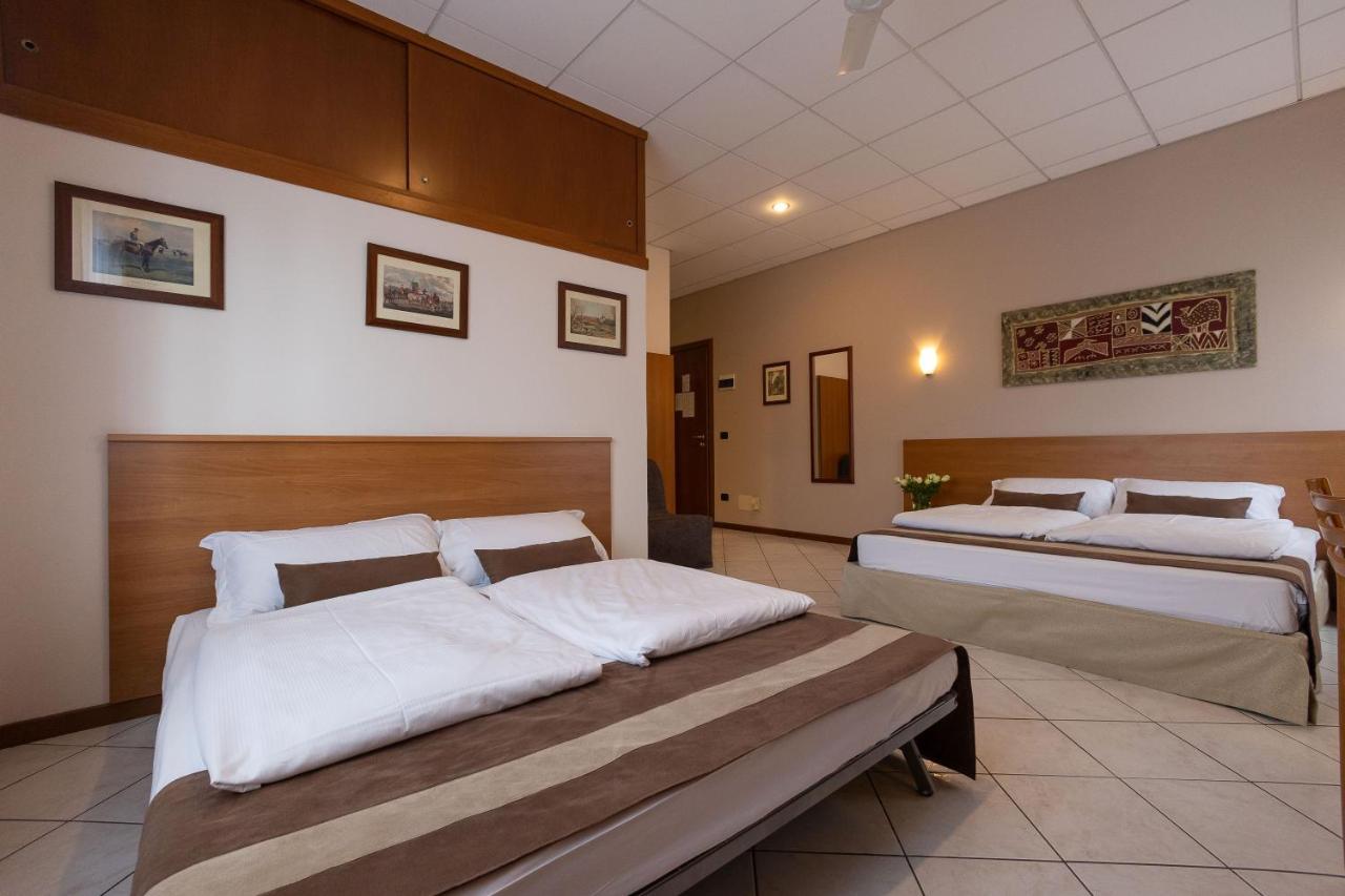 La Mimosa Lazise Hotell Eksteriør bilde