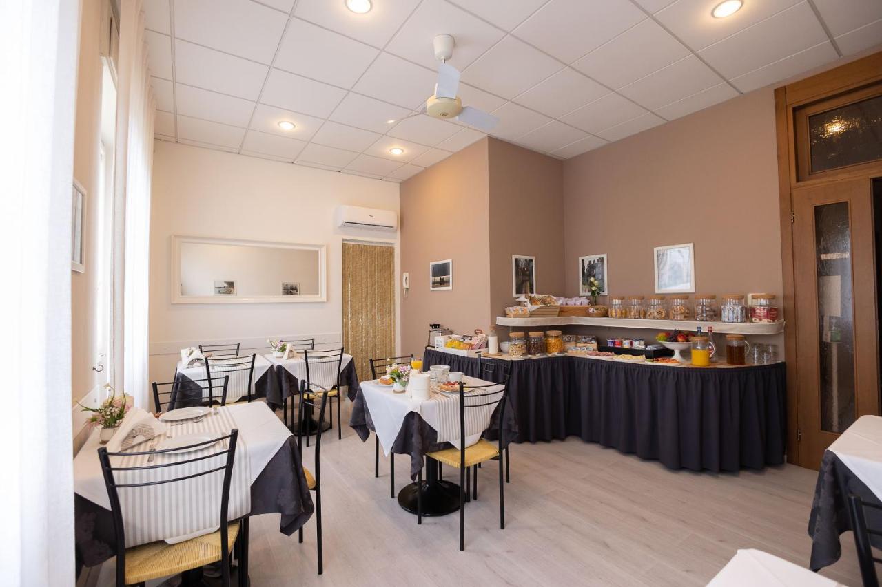 La Mimosa Lazise Hotell Eksteriør bilde