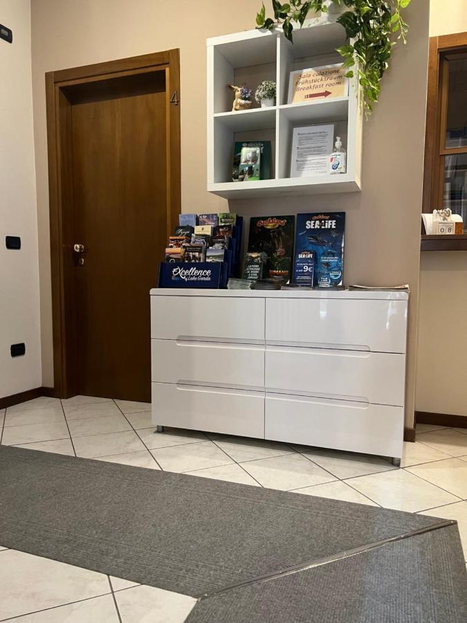 La Mimosa Lazise Hotell Eksteriør bilde